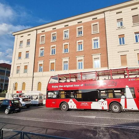 Casa Carracci Apartment Bologna Bagian luar foto