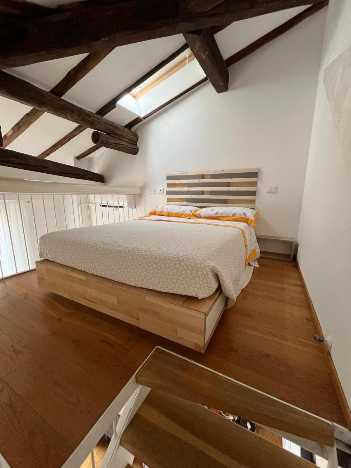 Casa Carracci Apartment Bologna Bagian luar foto
